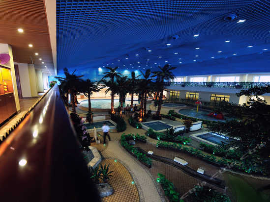 北京拉斐特城堡酒店温泉游泳中心