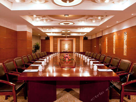 南京天丰大酒店会议室丰泽厅