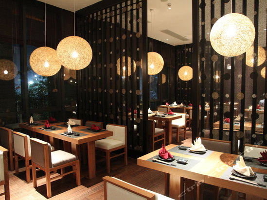 深圳隐秀山居酒店日式餐厅