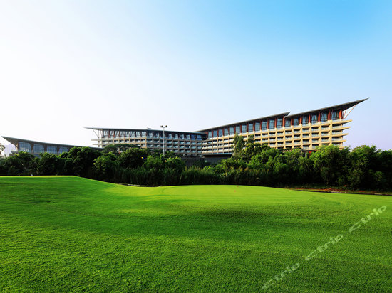 深圳隐秀山居酒店远景