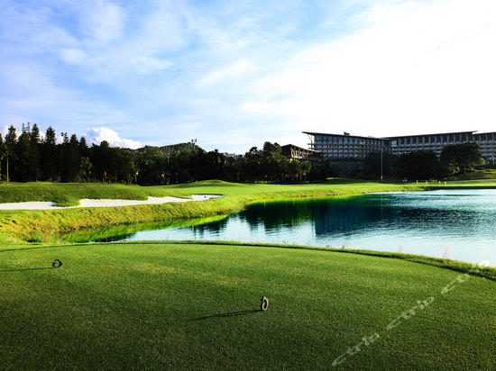 深圳隐秀山居酒店湖景