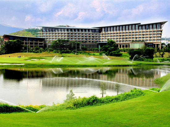 深圳隐秀山居酒店酒店远景