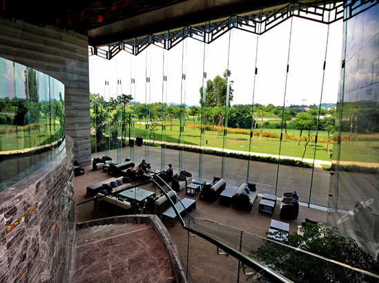 深圳隐秀山居酒店大堂吧