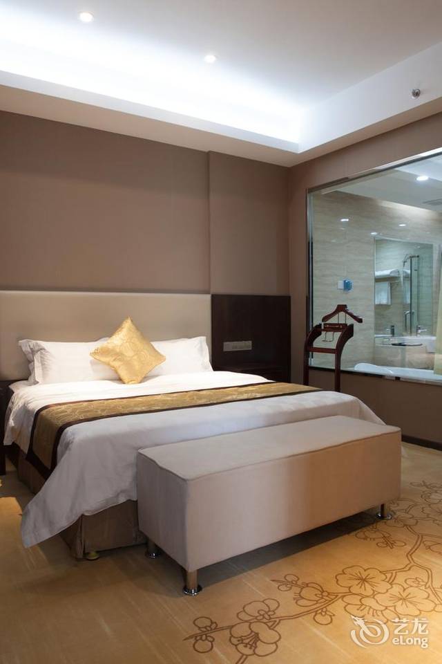 ��Ӫ�������������󷹵�ͷ�